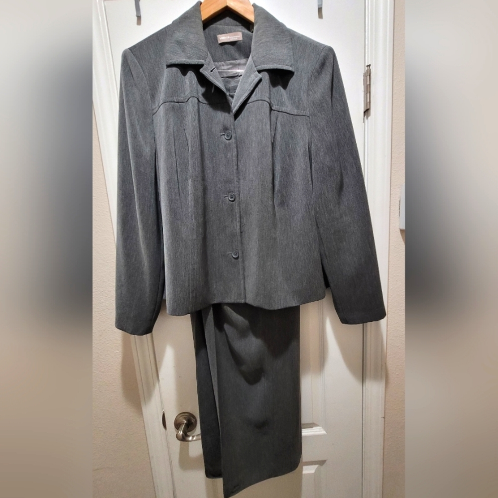 Valerie Seperates Plus Size 2 Piece Suit - Blazer (Size 20) Pants (Size 18)  EUC